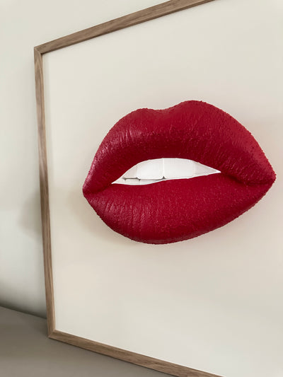 Handgemaakt kunstwerk met 3D mond (maat L) - 62 x 62 cm