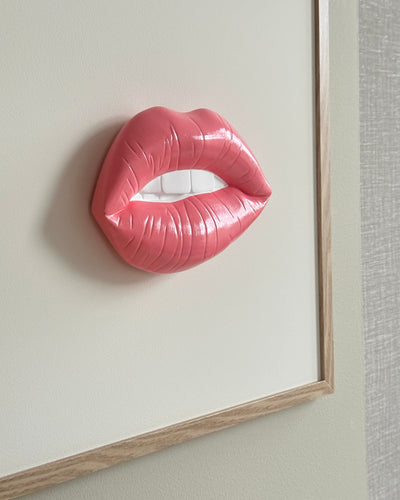 Handgemaakt kunstwerk met 3D mond  - 47 x 47 cm (maat M)