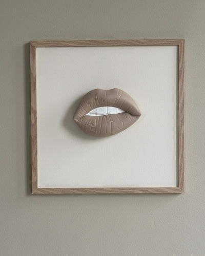 Handgemaakt kunstwerk met 3D mond  - 47 x 47 cm (maat M)